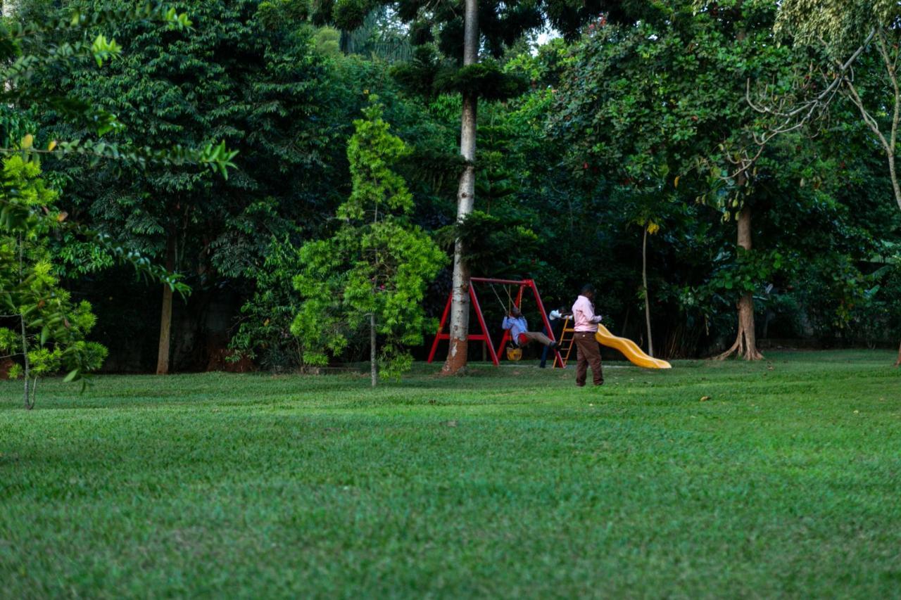 Hummingbird Camp Bed & Breakfast Entebbe Exterior photo